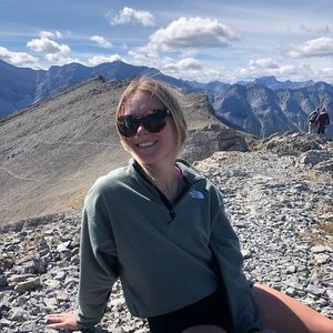 Meet your Posher, Emma